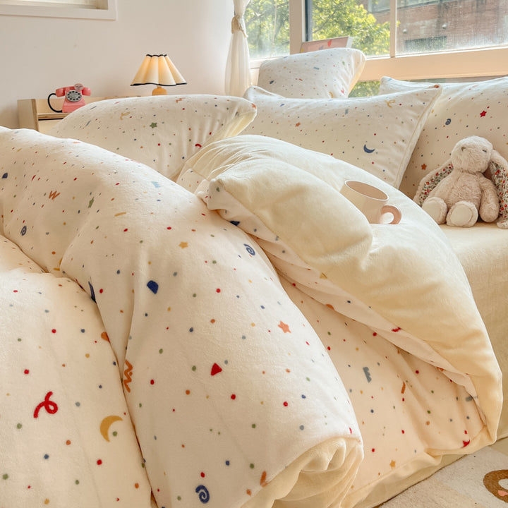 Cute Cartoon Patterned Comforter Set