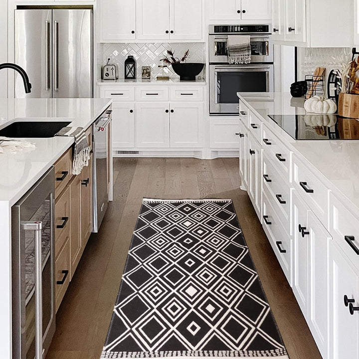 Flat-woven kitchen runner with non-slip underside and geometric diamond pattern