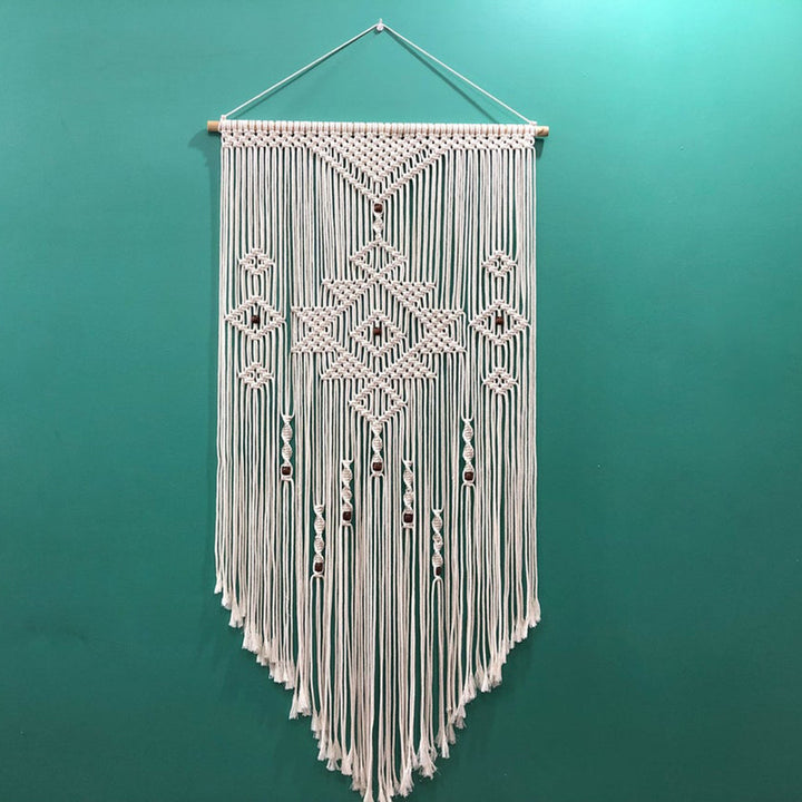 Macramé wall decoration with creative fringes