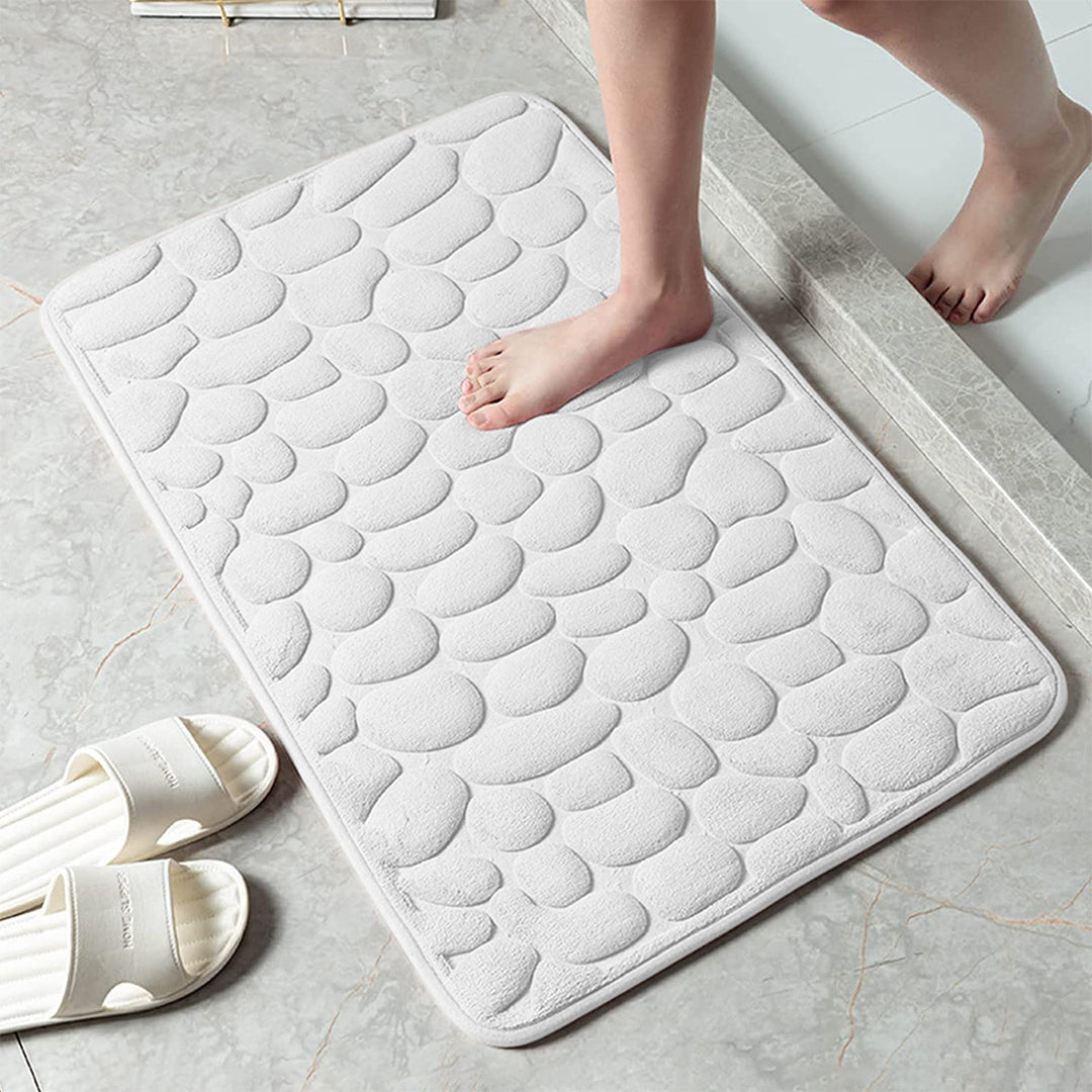 Plush Tropical Leaf Bath Mat for Bathroom