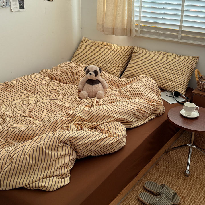 Decorative Striped Bed Linen Set Avarnia