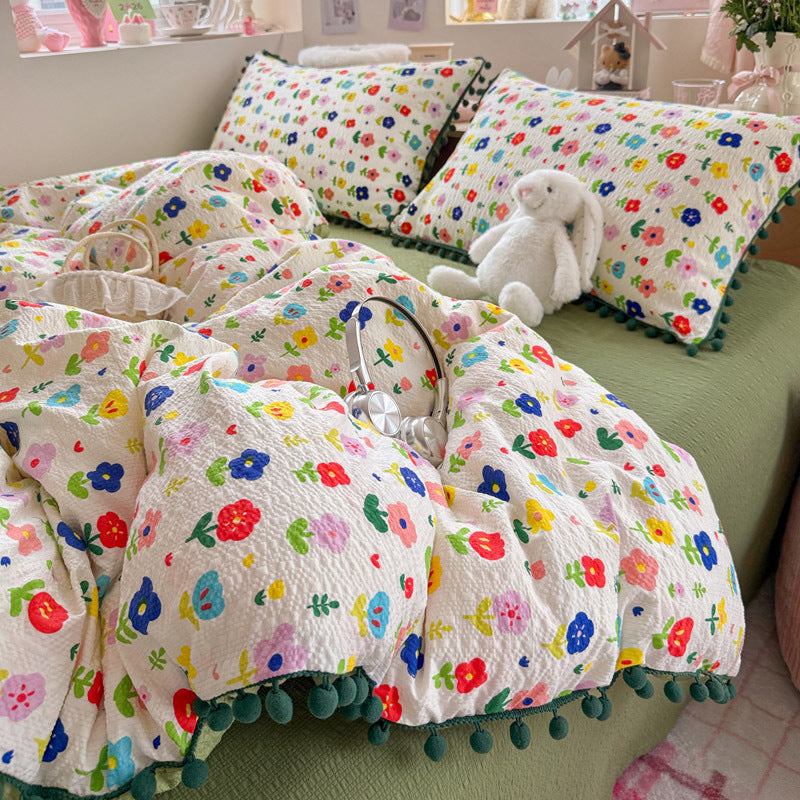 Heart Patterned Decorative Pillow and Duvet Cover Set