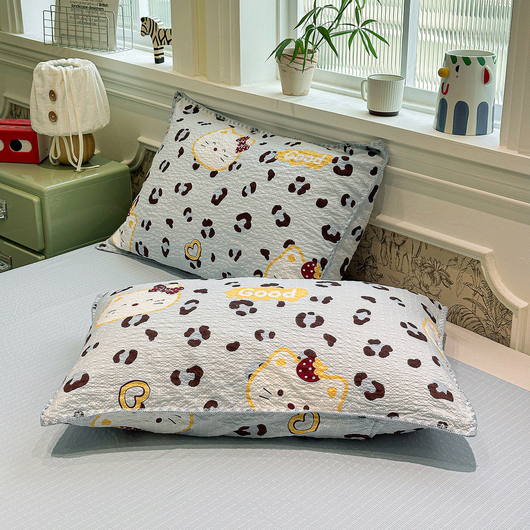 Premium Soft Heart Patterned Comforter Set