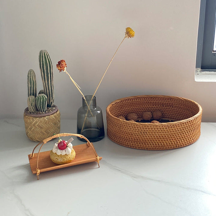 Rustic serving basket with floral details