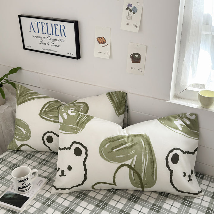 Stylish Plaid Bedding Set
