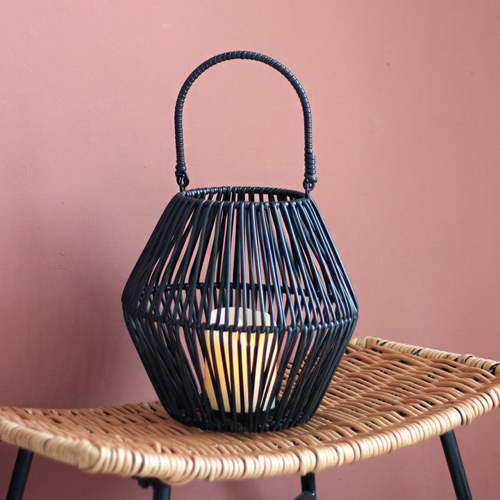 Decorative basket with handle
