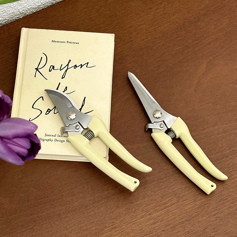 Ergonomic Gardening Shears