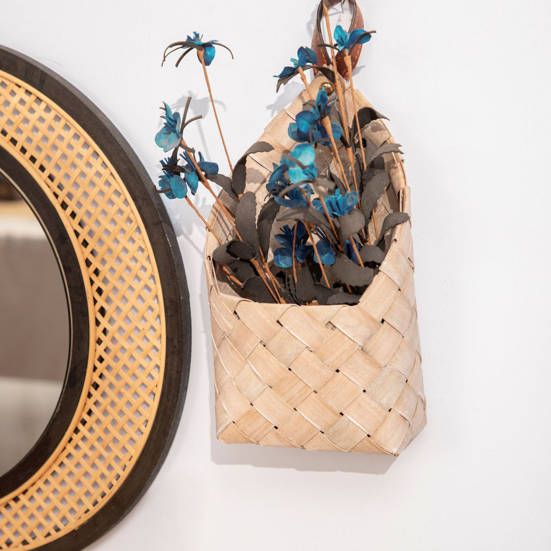 Storage basket