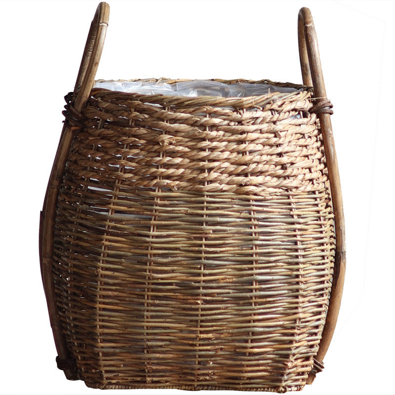 Braided storage basket with practical handles