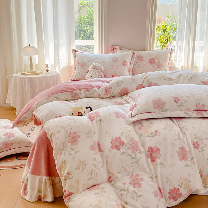 Floral Print Comforter Set
