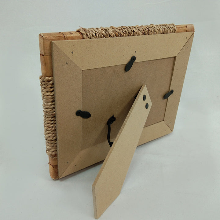 Artful decorative picture frame