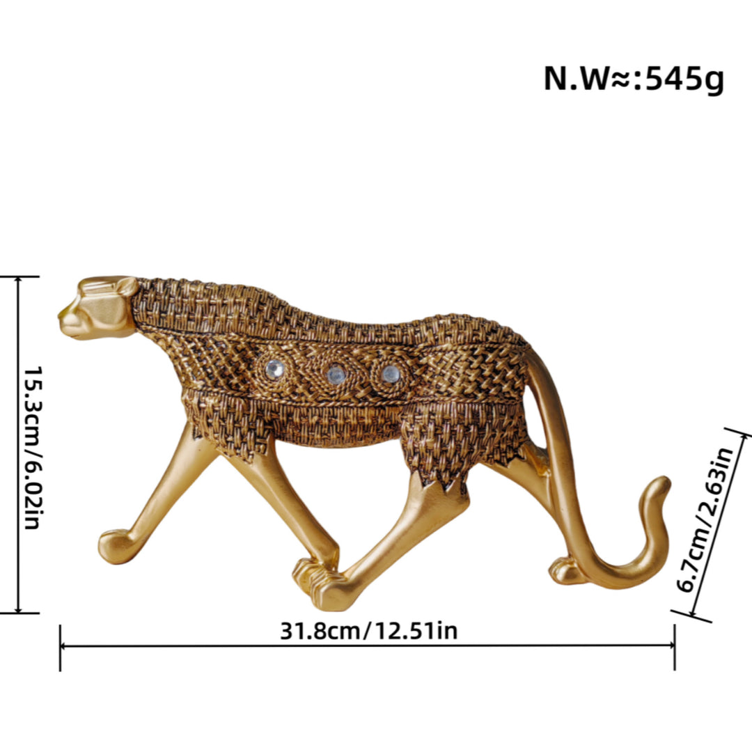 Elegant decorative figure of a panther