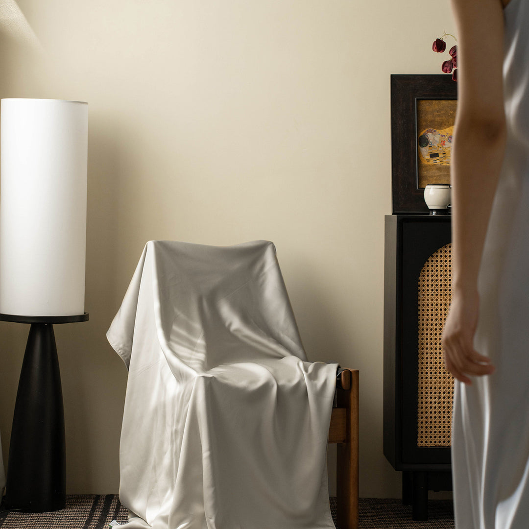 Decorative Travel Blanket Avarnia