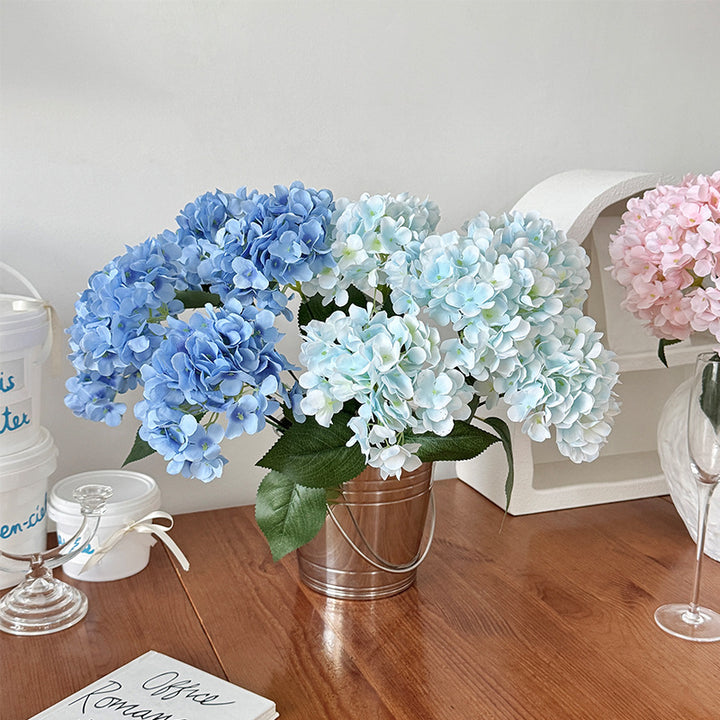 Lifelike Hydrangea Floral Stem