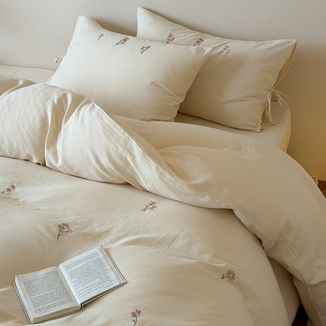Floral Embroidered Duvet Cover Set Avarnia