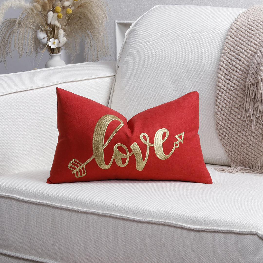 Plush Heart Appliqué Tassel Corner Decorative Throw Pillow Cover
