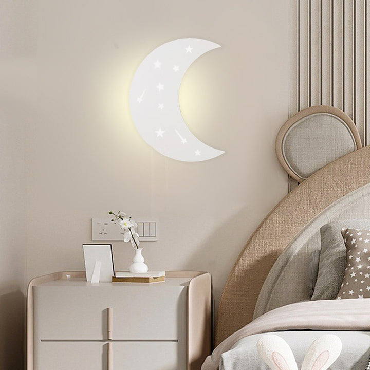 Cloud-shaped LED wall lamp
