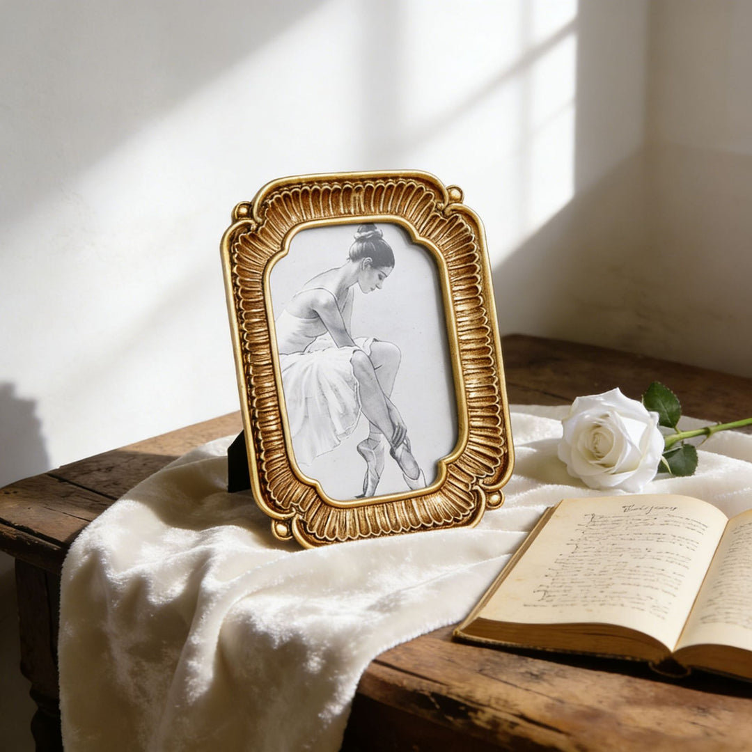 Ornate Gold Vintage Picture Frame