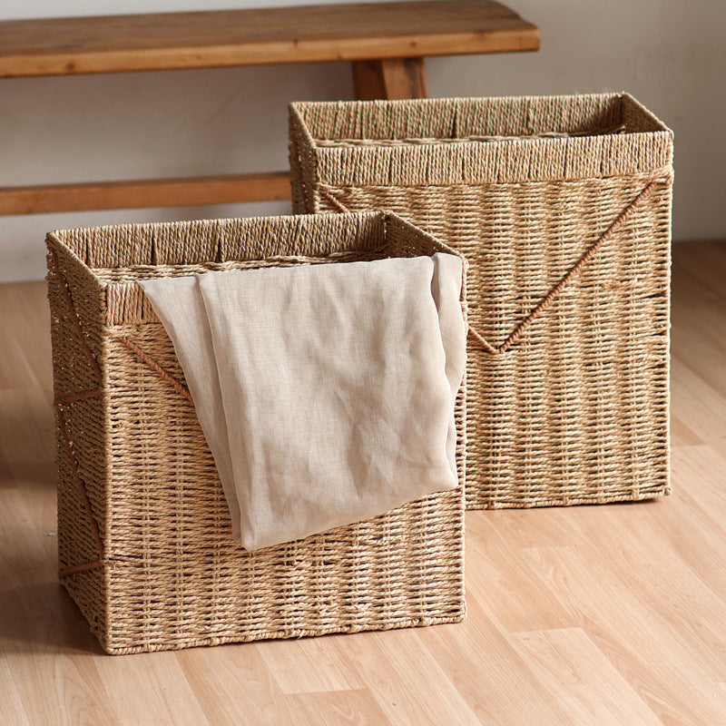 Storage baskets with vintage style