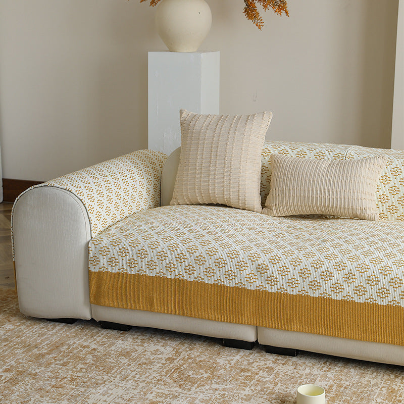 Sofa cover and sofa runner made of knitted cotton blend with non-slip edge