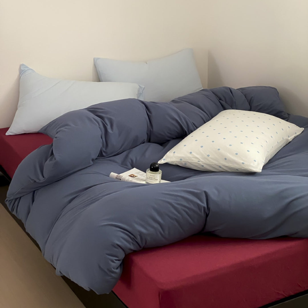 Decorative Cozy Bedding Set Avarnia