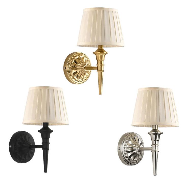 Elegant decorative wall light
