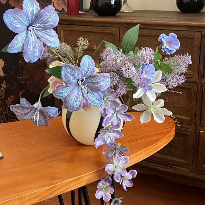 Artificial flower bouquet with fine, realistic blooms