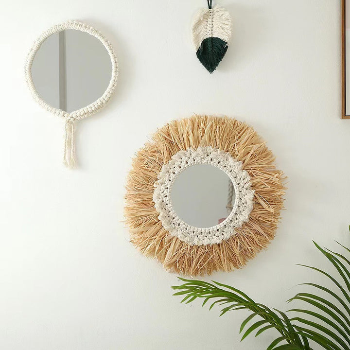 Decorative wall mirror in sunray design