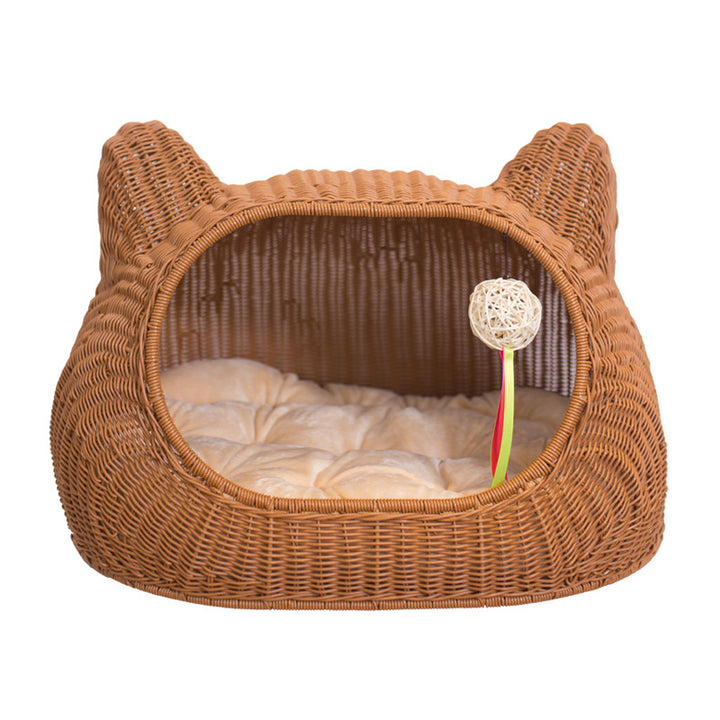 Cozy cat bed in animal design