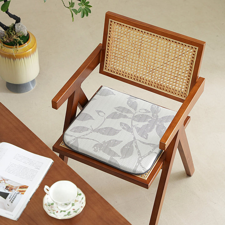 Padded seat cushion with ergonomic foam core and breathable mesh cover
