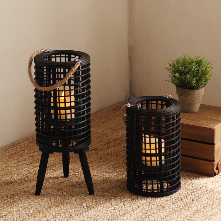 More modern flower basket with carrying handle