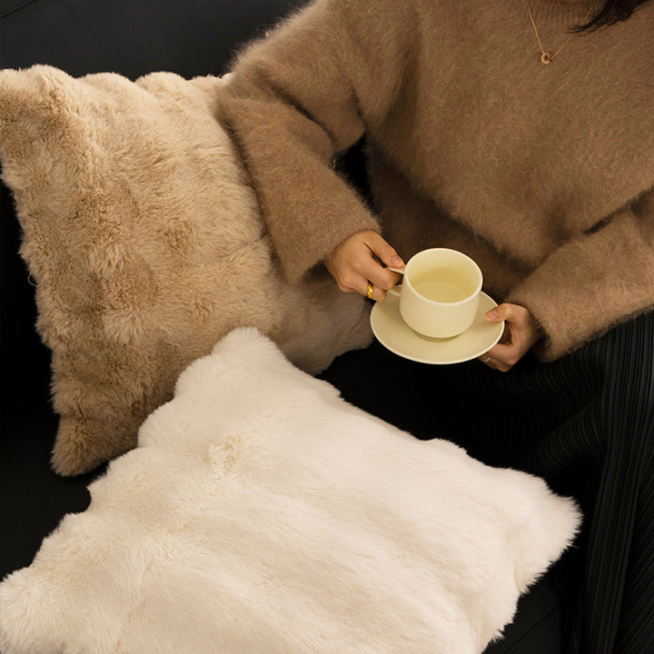 Luxurious faux fur decorative cushion set