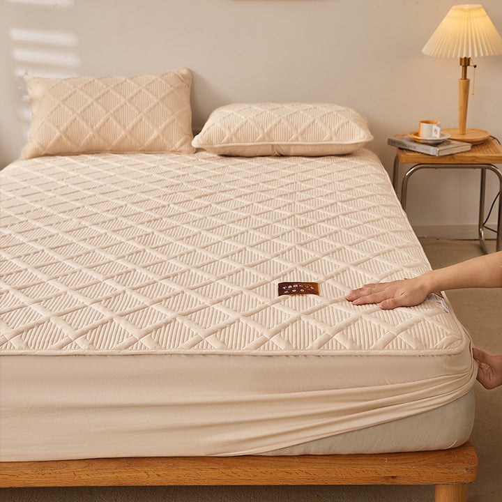 Decorative Premium Quilted Mattress Protector Avarnia