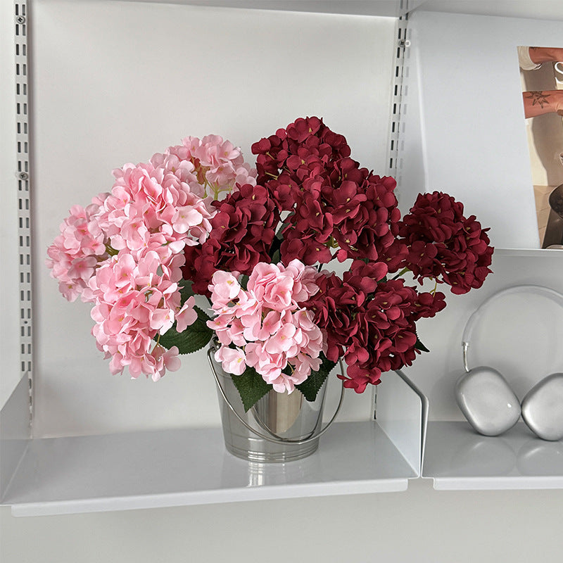 Lifelike Hydrangea Floral Stem