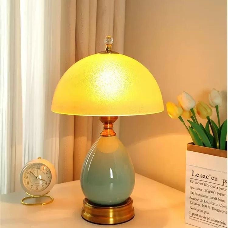 Decorative table lamp