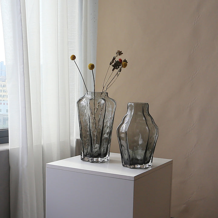 Tall Ribbed Art Glass Flower Vase Centerpiece