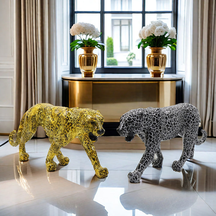Decorative leopard figure made of resin