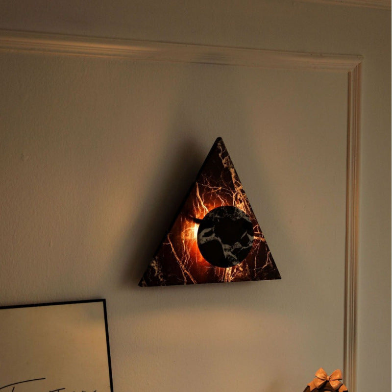 Artistic triangular wall lamp