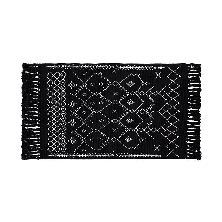 Flat-woven entrance and living room rug with Moroccan diamond jacquard and decorative fringes