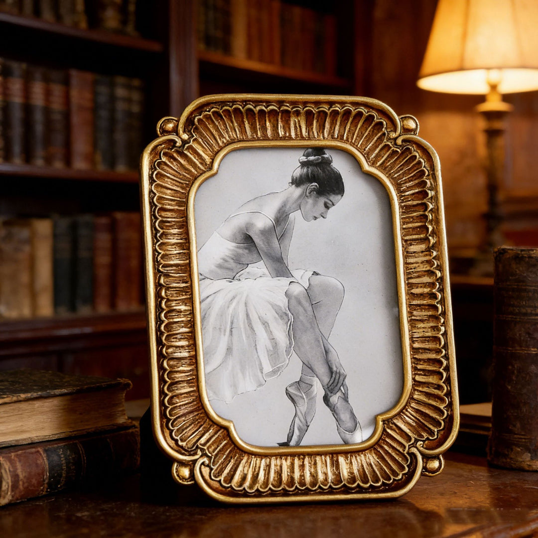 Ornate Gold Vintage Picture Frame