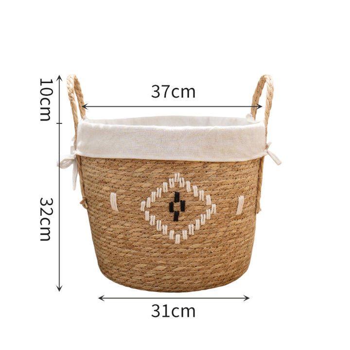 Storage basket with decorative pattern