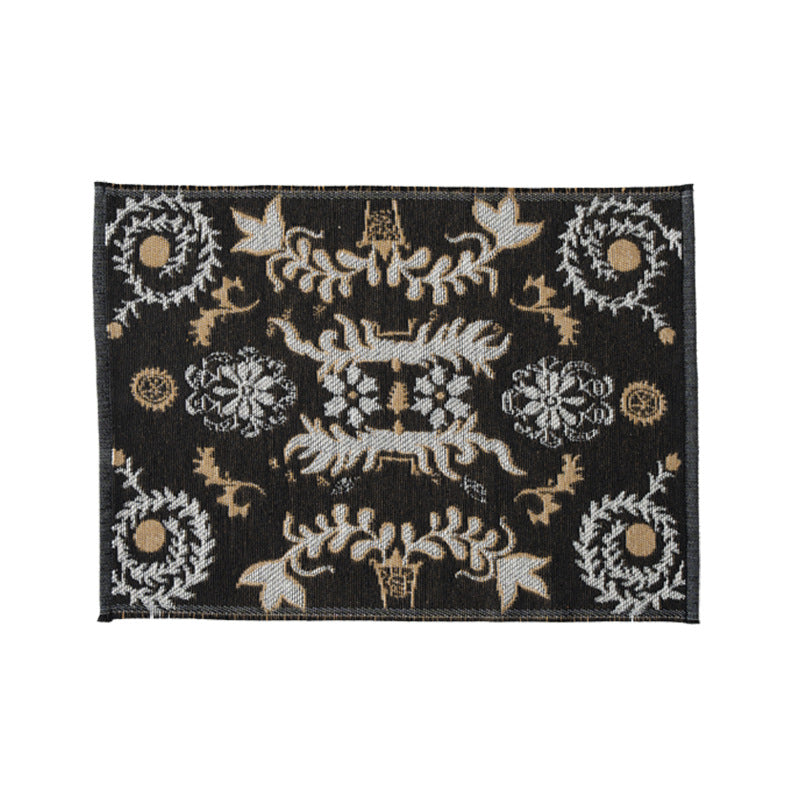 Reversible woven rug runner with ornamental jacquard structure