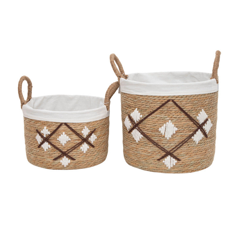 Storage basket with decorative pattern