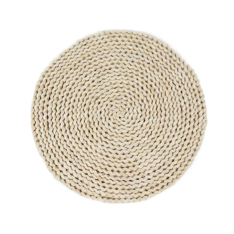Round Coaster Made of Natural Fiber