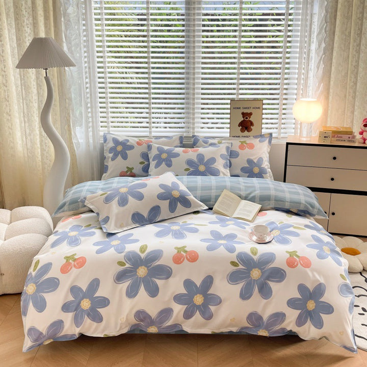 Playful Cartoon Bear Bedding Set