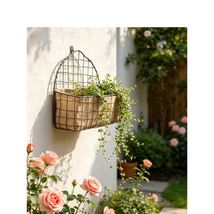 Storage basket