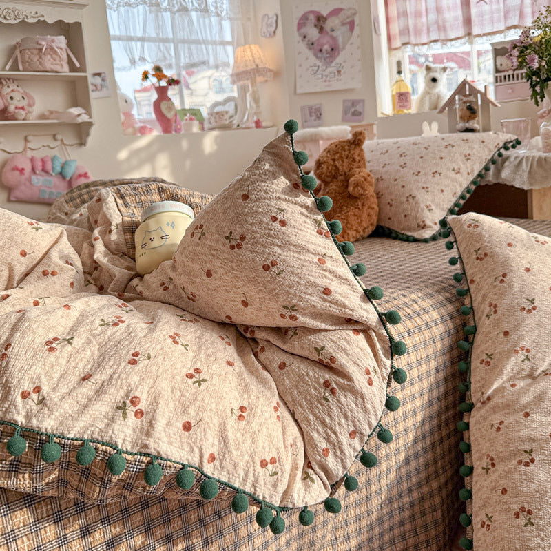 Heart Patterned Decorative Pillow and Duvet Cover Set