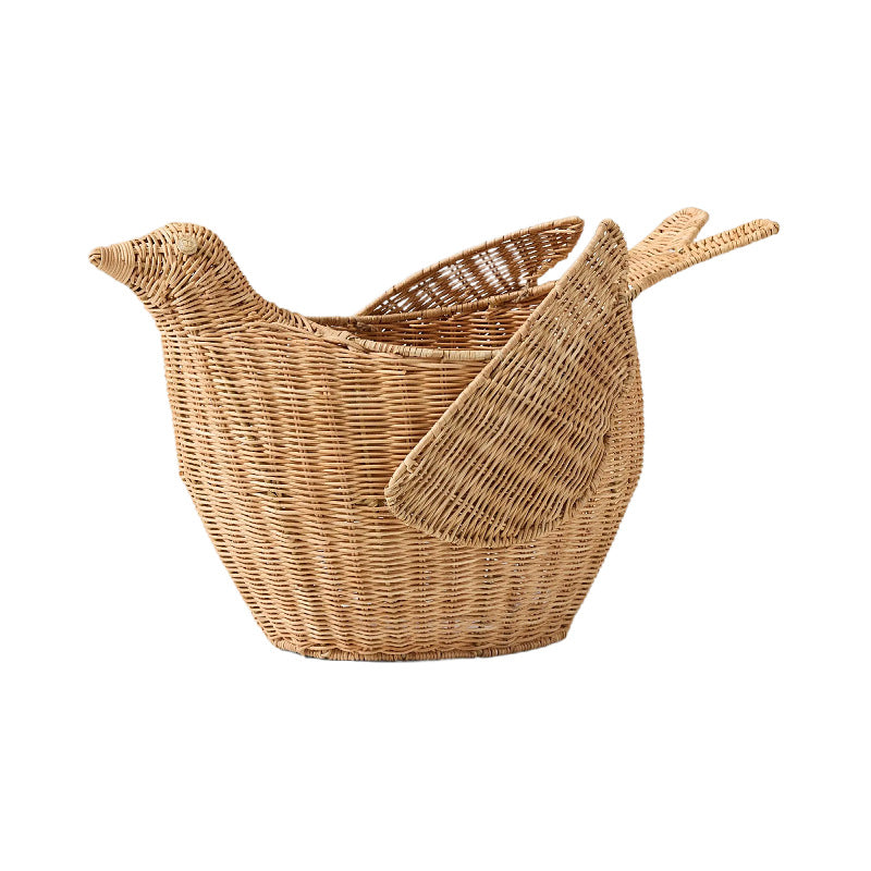 Playful basket in bird design