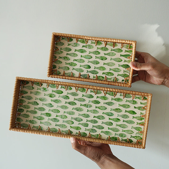 Elegant serving platter made of natural materials