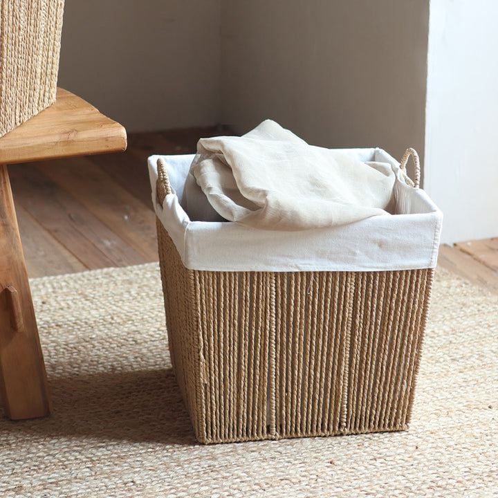 Storage basket with practical handles